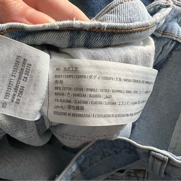Abercrombie & Fitch The Mom High Rise Jeans in Light Destroy Wash - Picture 9 of 9